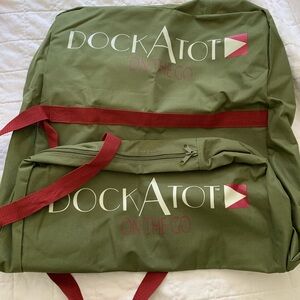 Dock a tot deluxe travel bag